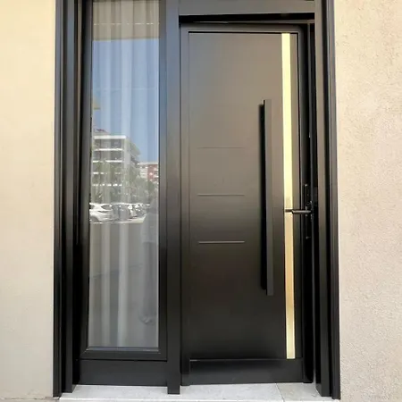 Cozy Corner Apartment Golem (Tirana)