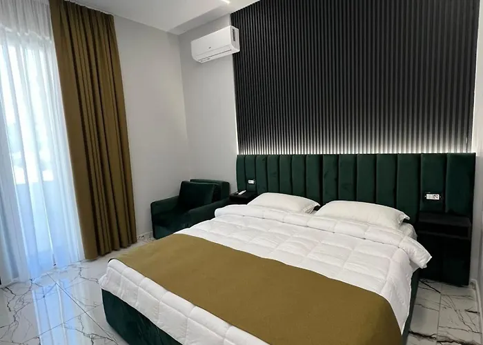 Cozy Corner 格勒姆